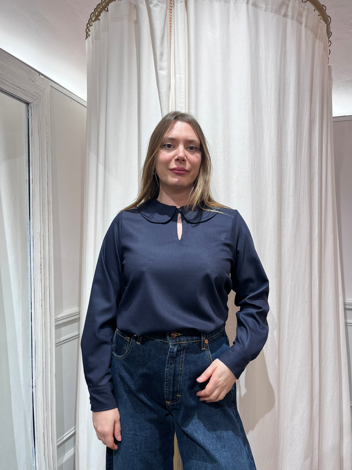 Tailored Baby Collar Shirt in Wool and Viscose - Blue