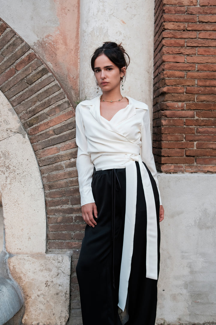 Camicia Nodo in viscosa con allacciatura regolabile