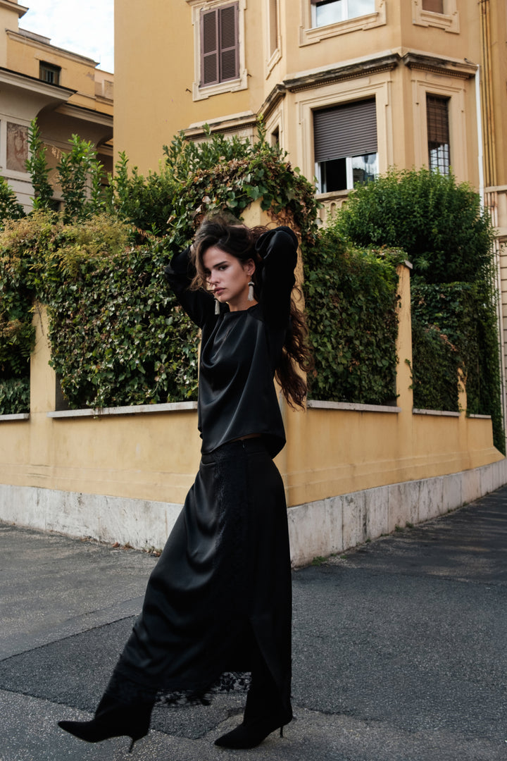 Maglia donna in satin opaco a maniche lunghe