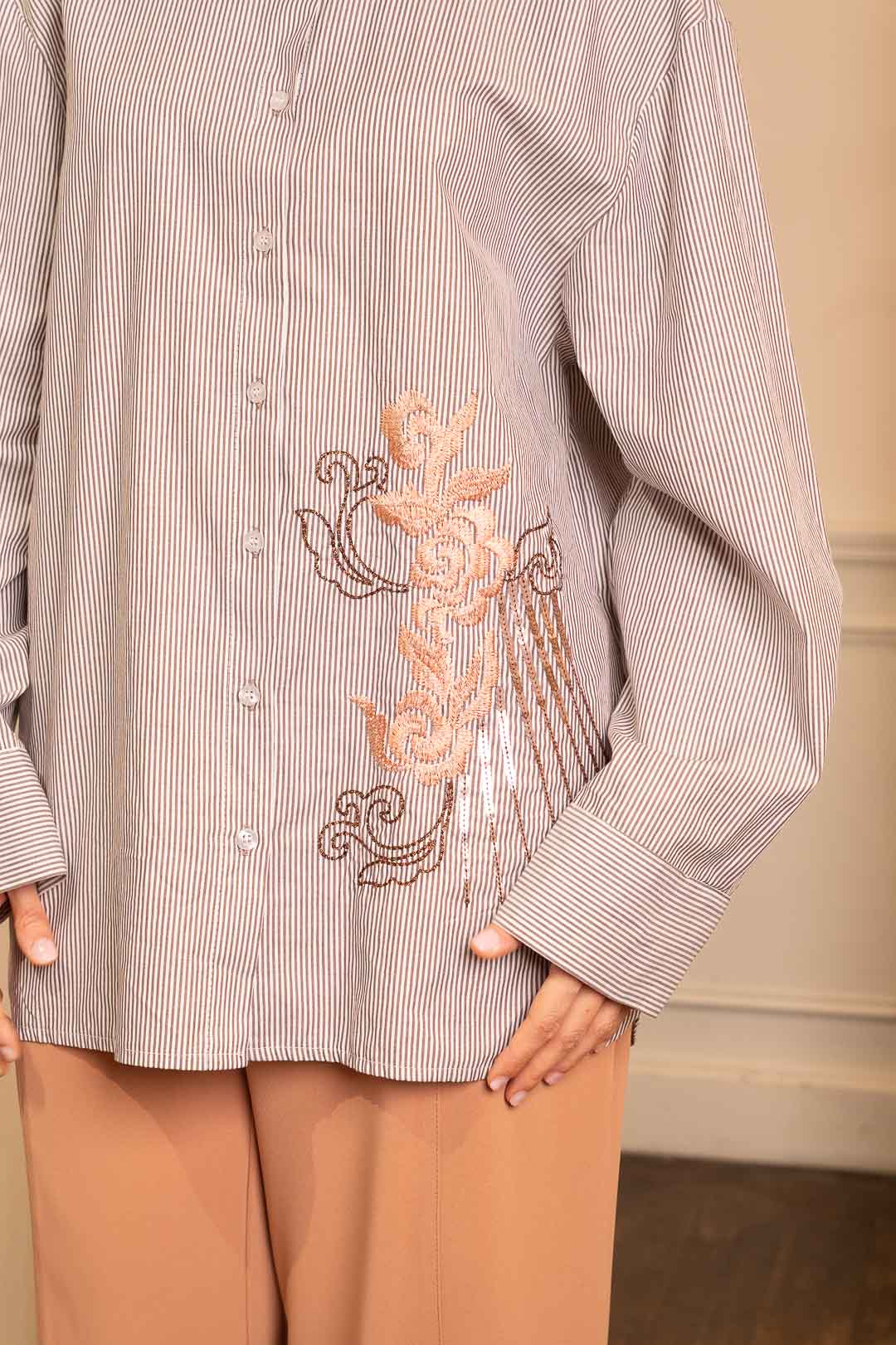 Camicia cotone ricamata