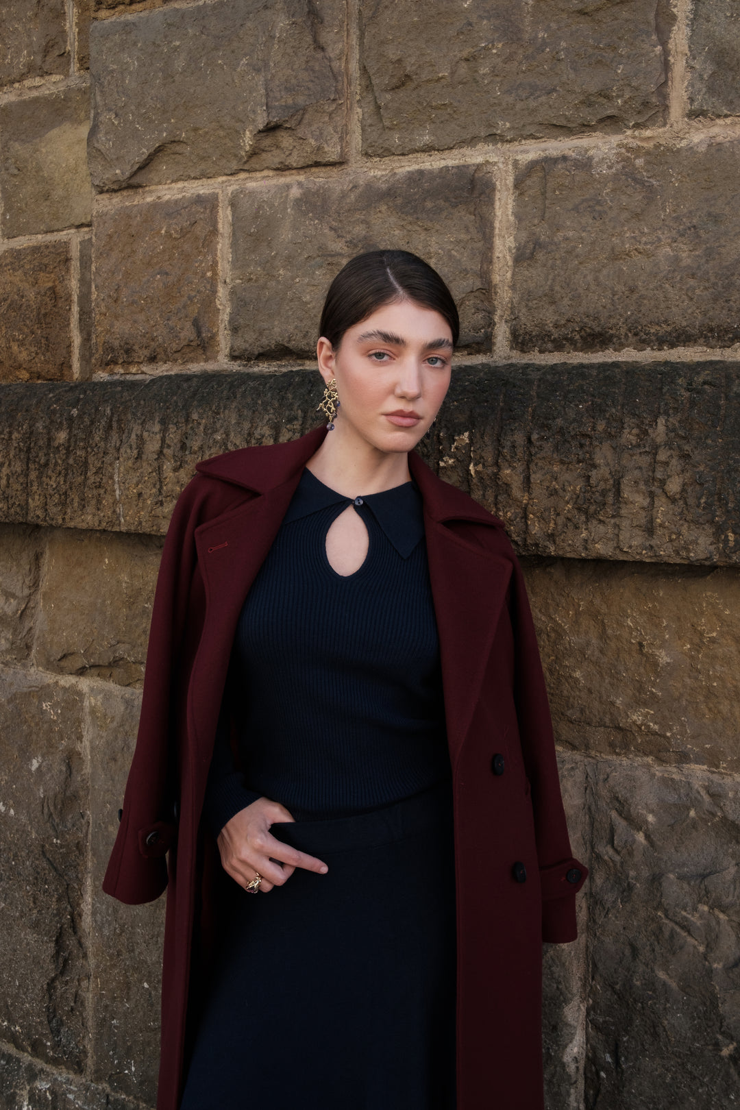 Polo donna in viscosa con scollo ovale e bottoncino