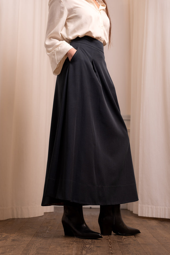 Veronica Green Wool Skirt - Pleats and Pockets Made in Italy