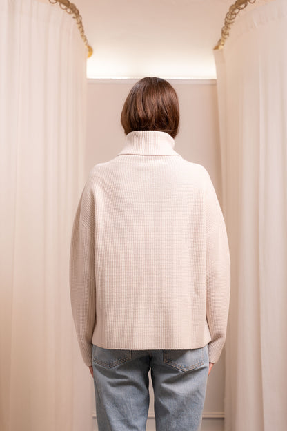 Maglione Collo Alto Punto Pannocchia in Lana Vergine 100%