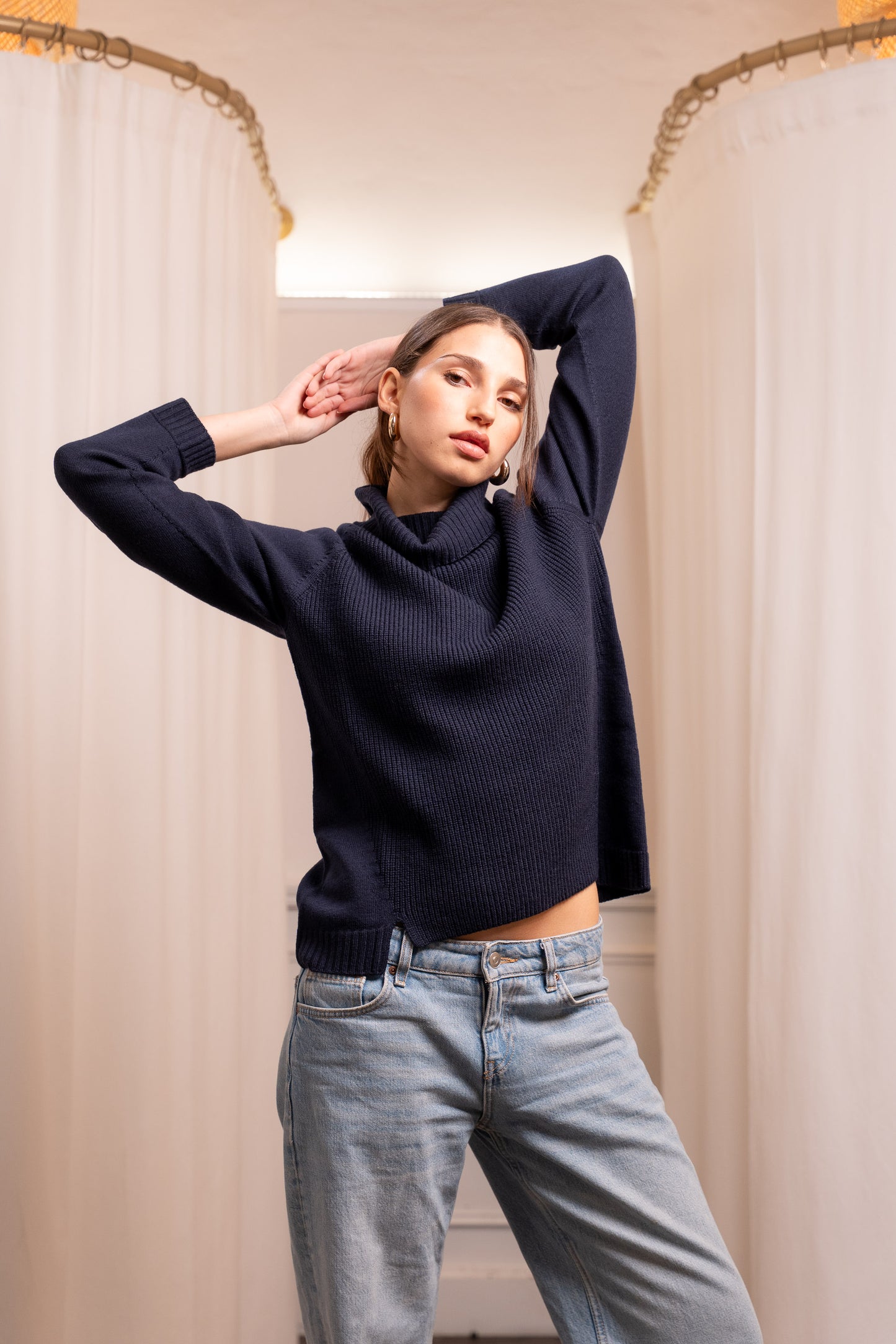 Maglione Collo Alto Blu in Lana Merinos Extrafine 100% - Artigianato Biella