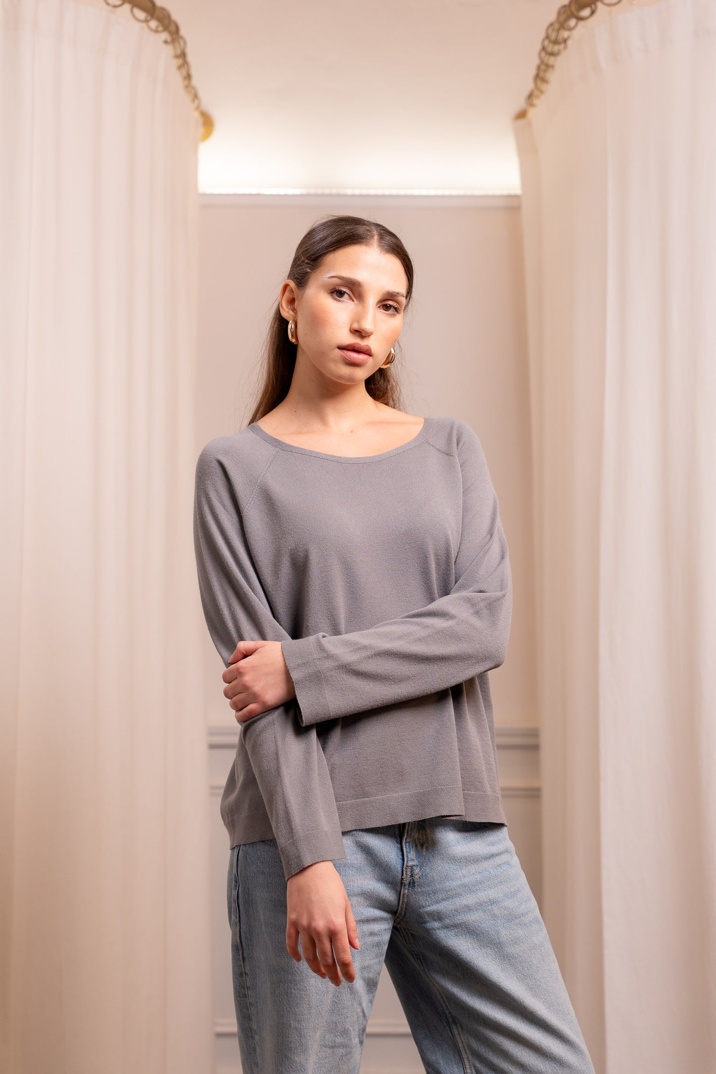 Maglia Grigia in Viscosa Elasticizzata - Capo Essenziale Made in Italy