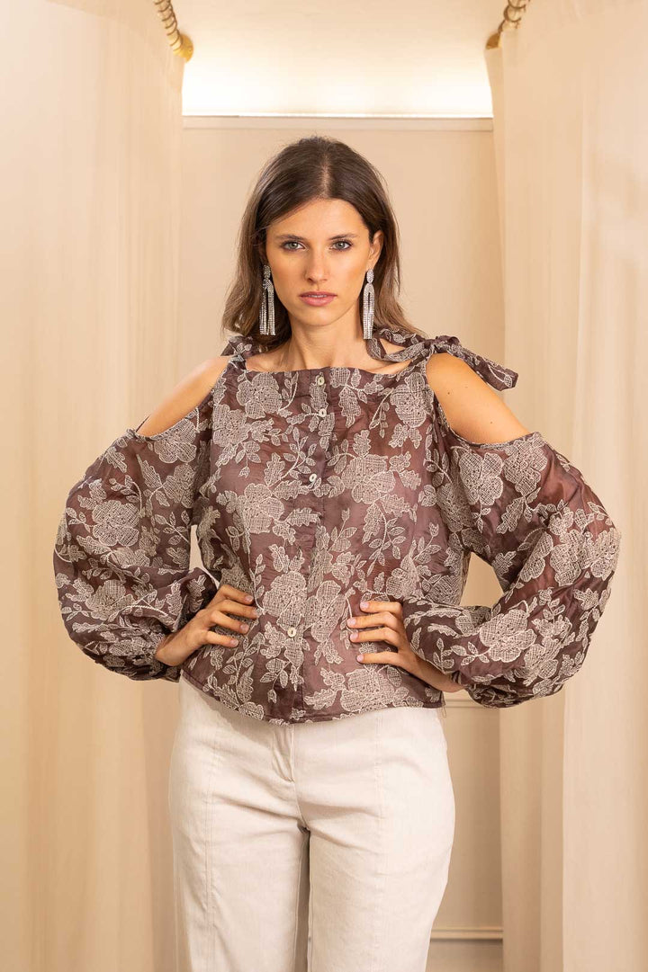 Camicia Ricamata in Lyocell con Spalle Scoperte e Manica a Palloncino